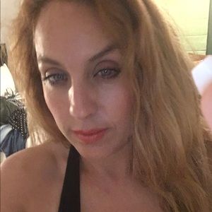 Meet your Posher, Caudia